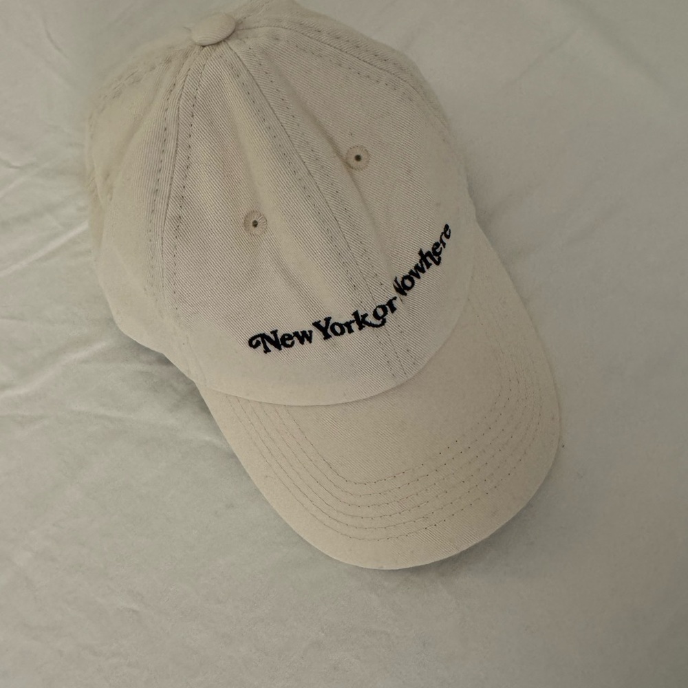 New York or nowhere beige embroidered Cap
